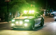 Chi tiết "thần đèn" Rolls-Royce Wraith của thành viên đến từ Ukraine tại Gumball 3000