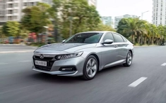 Honda Accord được hãng "miệt mài" giảm giá 220 triệu đồng để cứu vãn doanh số