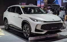 MG HS 2025 bất ngờ trình làng tại Đông Nam Á, có thể chạy hơn 120 km mà không tốn 1 giọt xăng