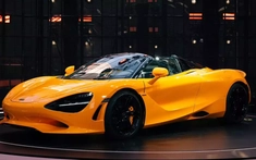 Hot TikToker tậu siêu xe mui trần McLaren 750S Spider đầu tiên ở Việt Nam có giá gần 30 tỷ đồng