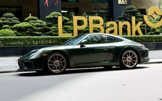 Cận cảnh Porsche 911 991 mang màu xanh của tay chơi xe kín tiếng Hà thành: Garage còn nhiều hàng khủng