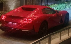 Đại gia Hà Nội chơi lớn khi tậu siêu xe mui trần Ferrari 812 GTS có giá gần 1 triệu USD