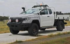 Ford "tra tấn" chiếc bán tải khốn khổ nhất thế giới Ranger Super Duty như thế nào