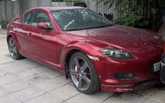 Mazda RX-8 màu lạ xuất hiện tại Hà Nội