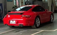 Đại gia Hà Nội chi ra 305 triệu đồng để mua biển số có 997 cho xe Porsche 911 đời 997