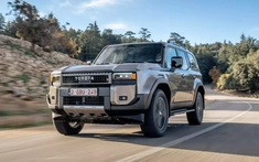 Toyota Land Cruiser Prado phiên bản mild hybrid ra mắt với động cơ diesel tiết kiệm nhiên liệu hơn