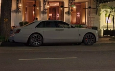 Rolls-Royce Ghost Black Badge thế hệ mới ẩn mình hi88.com lừa đảo phố đêm ở Hà Nội