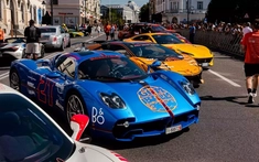 Nữ doanh nhân Singapore tham dự Gumball 3000 2025 với siêu phẩm Pagani Utopia