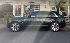 Doanh nhân Tp.HCM tậu Rolls-Royce Cullinan Series II đầu tiên về Việt Nam, giá chỉ 26 tỷ đồng