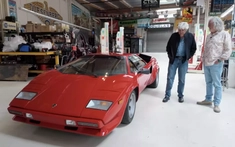 Cận cảnh Lamborghini Countach của Jay Leno, chiếc xe mà người bạn già của ông tiết lộ là mơ ước tuổi 18