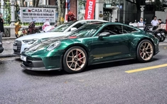 Biker Hà Nội tiếp tục chi mạnh tay cho bản độ Porsche 911 "GT3" của mình