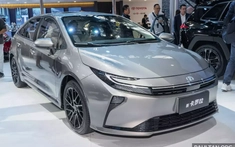 Toyota Corolla 2026 trình làng tại thị trường sát cạnh Việt Nam với thiết kế mới và màn hình cỡ lớn