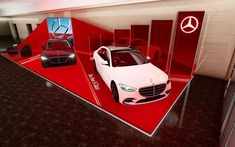 Mercedes-Benz trưng bày tại JW Marriott Hà Nội mùa Giáng sinh