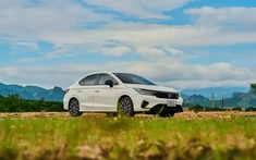 Tương tự đối thủ Toyota Vios, Honda City cũng bị giảm nửa ưu đãi so với tháng trước