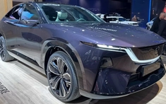 Vén màn Mazda CX-6e - SUV hạng trung dự kiến bán ở Đông Nam Á trong tương lai