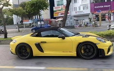 Porsche 718 Spyder RS đầu tiên lăn bánh Việt Nam đây rồi: Chủ còn mới nhận 911 GT3 RS và 911 GT3 bản mới