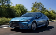 Xe hybrid chiếm gần một nửa tổng doanh số toàn cầu của Toyota trong năm 2025