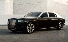 Vén màn Phantom Arabesque độc bản - chiếc Rolls-Royce đầu tiên sở hữu nắp ca-pô được khắc laser