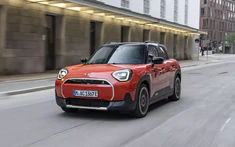 SUV điện Aceman gia nhập dải sản phẩm MINI tại Việt Nam, giá từ 2,419 tỷ đồng
