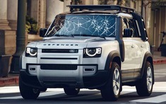 Chủ xe Land Rover Defender tố kính lái kém chất lượng, 4 năm thay 5 lần, tốn hàng trăm triệu đồng