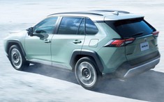 SUV Toyota ra mắt bản mới: Một thay đổi lớn gây chú ý, tham vọng quay lại ngôi vị bán chạy số 1 thế giới