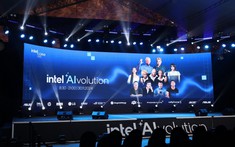 Người trẻ hào hứng với loạt trải nghiệm AI độc đáo tại Intel AIvolution 2024