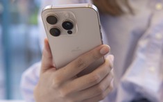 Ming-Chi Kuo: iPhone 18 Pro sẽ có nâng cấp camera đột phá, nhưng iFan vẫn sẽ phải 'chờ dài cổ'