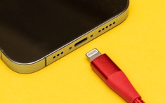 iPhone cổng Lightning chính thức bị Apple khai tử, dừng bán