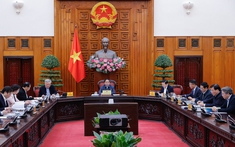 Thủ tướng: Trình Bộ Chính trị để sớm ban hành chế độ, chính sách cho cán bộ, công chức, viên chức khi sắp xếp, tinh gọn bộ máy