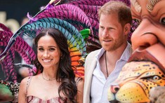 Chuyên gia đọc khẩu hình tiết lộ khoảnh khắc Meghan ra lệnh cho chồng bằng 1 từ duy nhất và Harry nhanh chóng đáp ứng