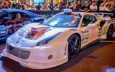 4 xe khủng hút view nhất Gumball 3000: Đính kim cương, có chiếc dùng băng dính cố định bodykit