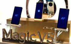 HONOR Magic V5 chính thức ra mắt: Mỏng đẹp thôi là chưa đủ, "tắm" trong máy giặt mà vẫn vô tư mới đáng kinh ngạc