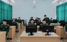 Giảng viên Tin học - Hạt nhân lan tỏa phong trào “Bình dân học vụ số” đến học viên Trường Sĩ quan Lục quân 1