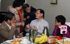 Đi họp lớp, lớp trưởng ngỏ ý mượn hơn 700 triệu: Chỉ một người đồng ý còn lại lần lượt bỏ về, nửa năm sau ai cũng hối hận