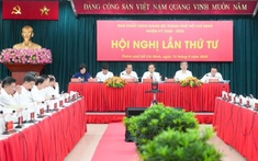 Thành phố Hồ Chí Minh không nhận quà tặng và hoa chúc mừng Đại hội đại biểu Đảng bộ lần thứ I