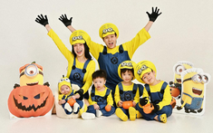 Màn hóa trang "đông nhân khẩu" nhất mùa Halloween: Ái nữ nhà Minh Nhựa rủ nguyên đàn con thơ nhập hội