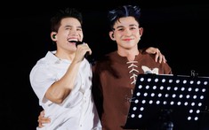 Quốc Thiên song ca cùng Jun Phạm, làm mini livestage “hâm nóng” Live Concert SKYNote