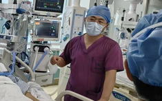 Nam shipper 36 tuổi ngộ độc suýt mất mạng, bác sĩ tức giận: Đừng làm việc này quá 3 lần 1 ngày