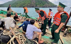 Chìm tàu cá, 05 ngư dân bị nạn trên biển Đặc khu Côn Đảo