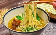 Người ăn mì thường xuyên vào bữa sáng, sau 1 tháng, cơ thể có thể xuất hiện 3 thay đổi