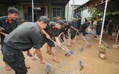 Tập trung khắc phục hậu quả, khôi phục sản xuất kinh doanh, ổn định đời sống Nhân dân sau mưa lũ