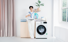 Phái nữ rầm rộ “flex” “nửa kia”: Khi việc nhà hóa ngôn ngữ tình yêu