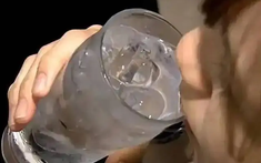 Ngày càng có nhiều người nhồi máu cơ tim buổi sáng, bác sĩ nghẹn giọng nói có 3 loại nước là thủ phạm: "Uống ít 3 món này đi thôi"