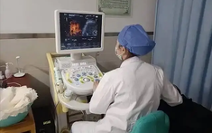 Thứ "phá gan" mạnh nhất không phải rượu, mà là 4 thói quen cả người lớn lẫn trẻ em đều mắc