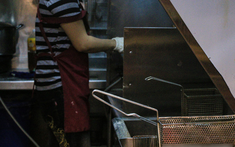 Thứ "phá gan" mạnh nhất không phải rượu, mà là 1 món ăn cả người lớn lẫn trẻ em đều thích