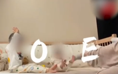 Mẹ đá ngã con 1 tuổi để tạo dáng chữ V quay clip "đu trend"