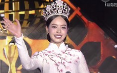 Hoa hậu Thanh Thủy khép lại nhiệm kỳ, final walk cùng tà áo dài Việt Nam tại Miss International