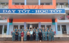 Học viện Phòng không – Không quân chung tay làm đẹp trường Trung học cơ sở Trung Sơn Trầm