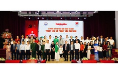 Phóng sự Lễ tổng kết, trao giải cuộc thi viết 'Vượt lên số phận' lần VIII