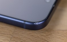 iPhone 17 Pro vừa ra mắt đã gặp tình trạng xước, móp vì vỏ nhôm mềm